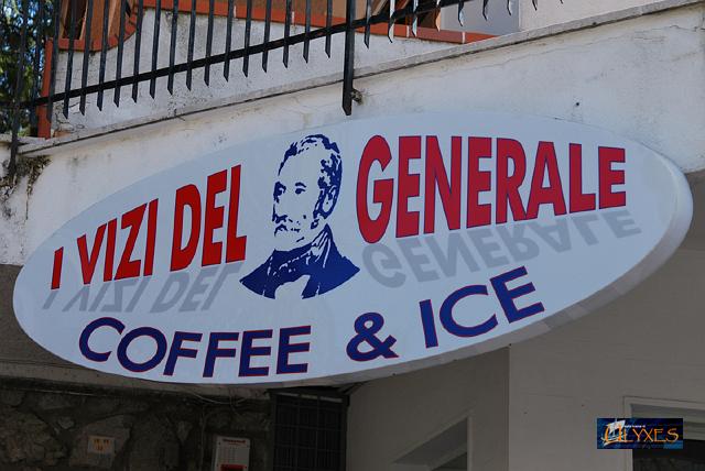 i vizi del generale.JPG